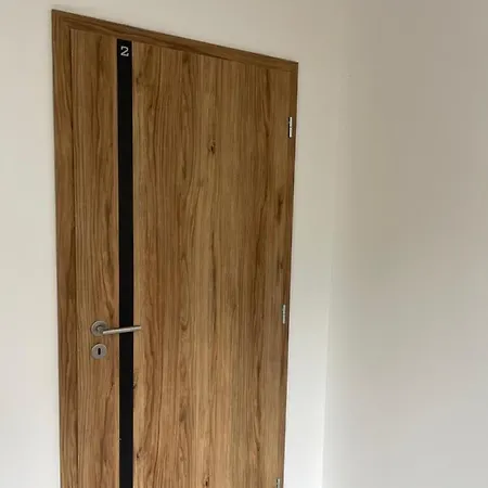 Apartmán Komfortne Ubytovanie S Garazou